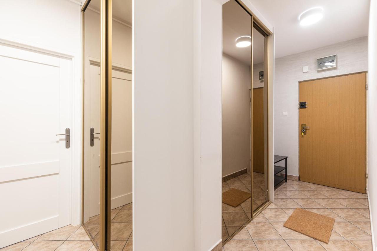 Apartamento Superapart Polnej Rozy 1 Varsovia Exterior foto